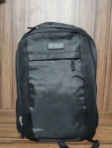 Mochila escolar para notebook bem almofada e reforçada