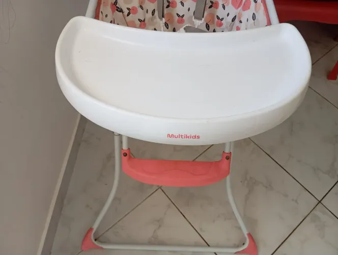 Cadeirinha de alimentação da Multikids