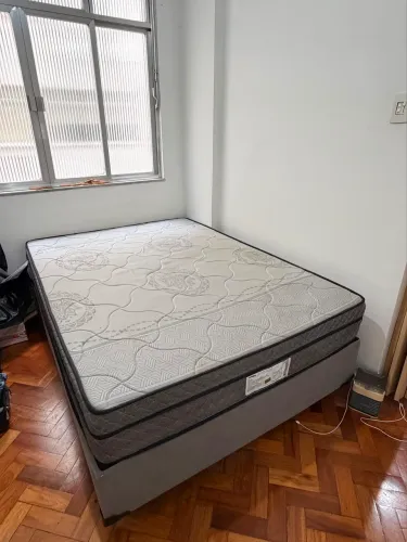 Cama box de casal (box + colchão)