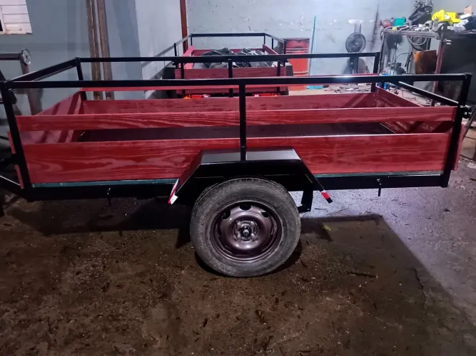 Carretinha engate reboque carrocinha fazendinha 