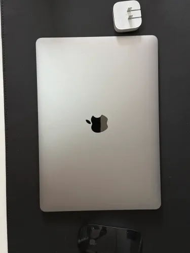 APPLE MACBOOK AIR M1