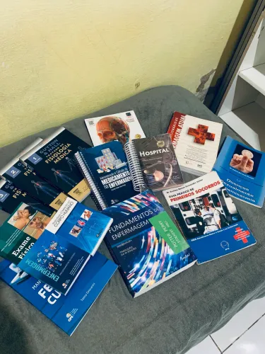 Livros didáticos