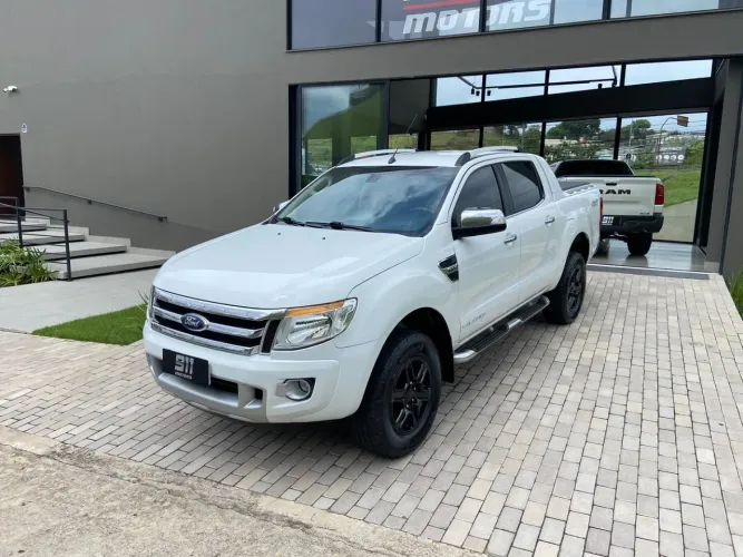 Ford Ranger Limited 3.2 20V 4X4 CD Aut. Dies. 2014