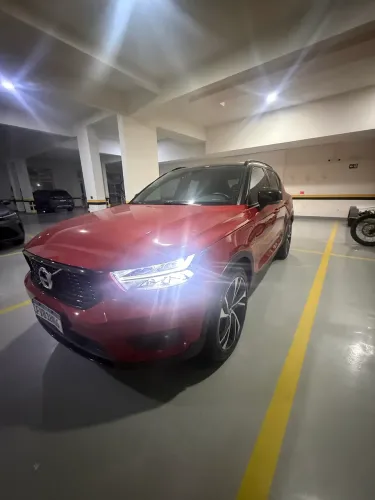 Volvo XC40 XC 40 T-5 Híbrido R-design 1.5 262cv FWD 2021