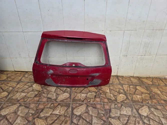 Tampa traseira Fiesta Hatch 2003/2004/2005/2006/2007/2008/2009/2010/2011/2012/2013/2014