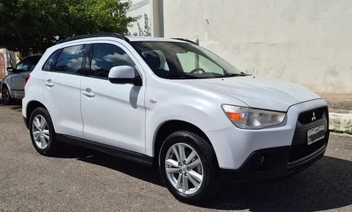 Mitsubishi ASX 2.0 16V 160cv Aut. 2012