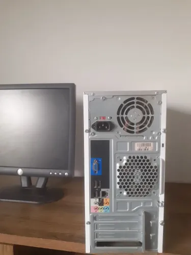 Vende se PC Dell  