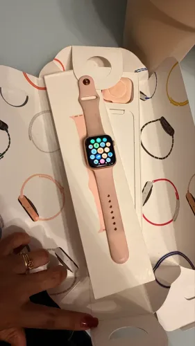 Apple Watch SERIES 4