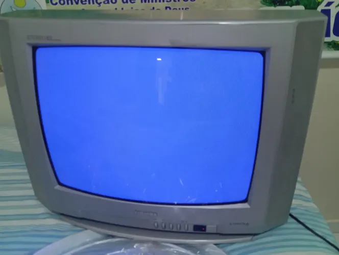 Tv de tubo 21" funcionando perfeitamente 