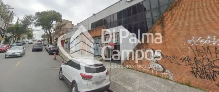 Terreno à venda com 5.000 m² de área construída entre o Cambuci e a Vila Mariana