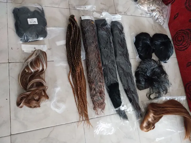 Lote com 10 apliques variados