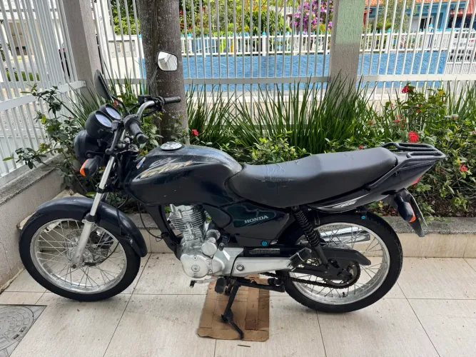 Honda CG 125 Titan ES 2004 | Partida Elétrica | Licenciada | R$ 6.200