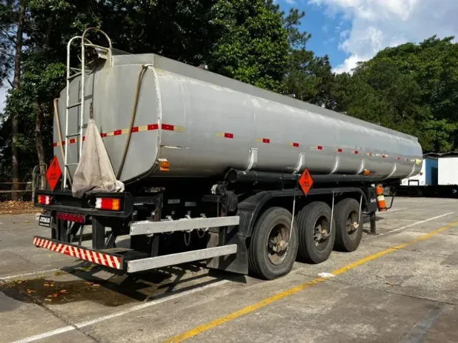 CARRETA TANQUE COMBUSTÍVEL 1999 VENDA E LOCAÇÃO 