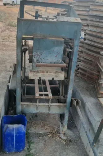 Maquina de fazer bloco