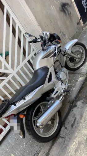 Fazer 250