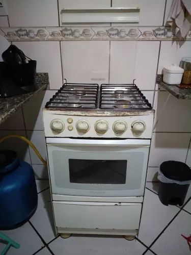 Fogão 4 bocas