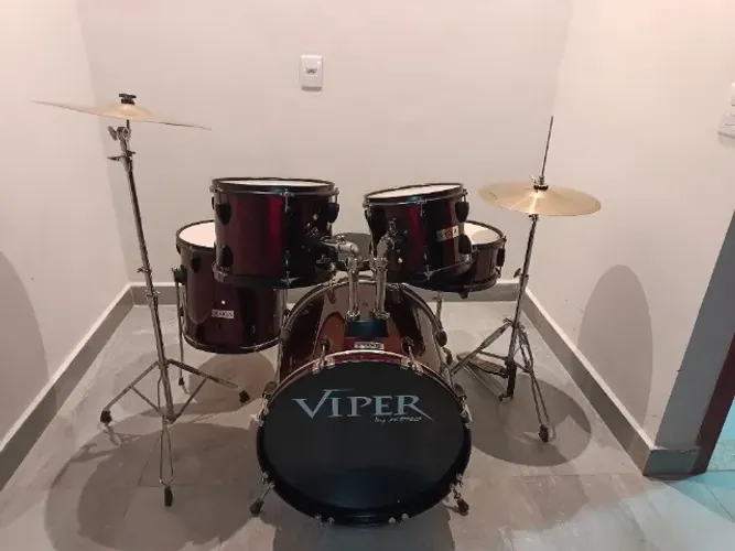 ? Bateria Viper by XPro - Usada e Muito Bem Conservada!