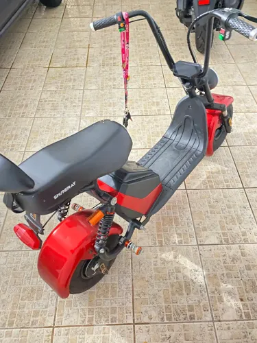 Moto elétrica Shineray PT2X vermelha 