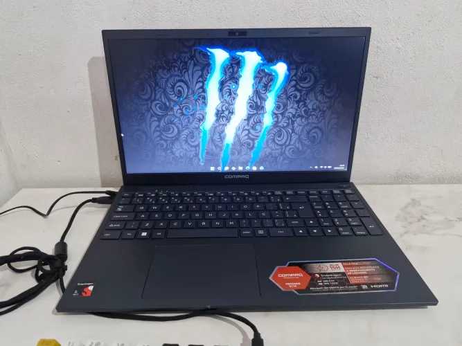 Vendo notebook compag de 128gb , snapdragron gente 2 , um notebook básico bom para tarefas