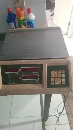 Vende se balança digital BCS 30
