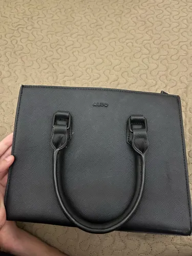 Bolsa Aldo = Comprada nos Estados Unidos
