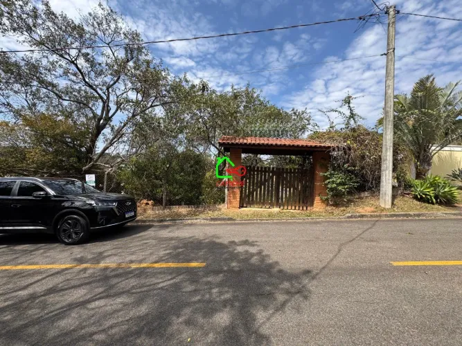 Terreno em Condomínio à Venda em Vinhedo-SP - Bairro Caixa D´água - 1.157m² de Área