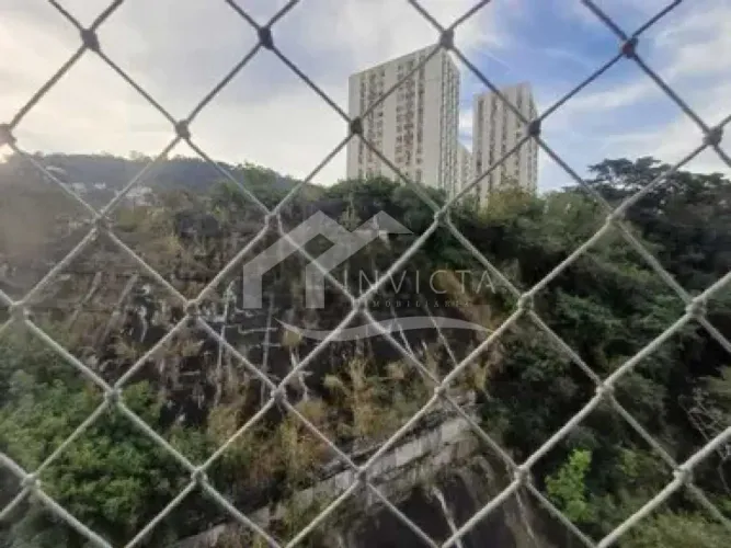 APARTAMENTO 2 QUARTOS EM LARANJEIRAS!