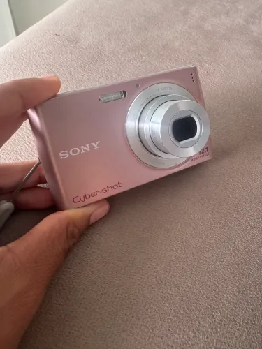 sony cyber shot 12.1