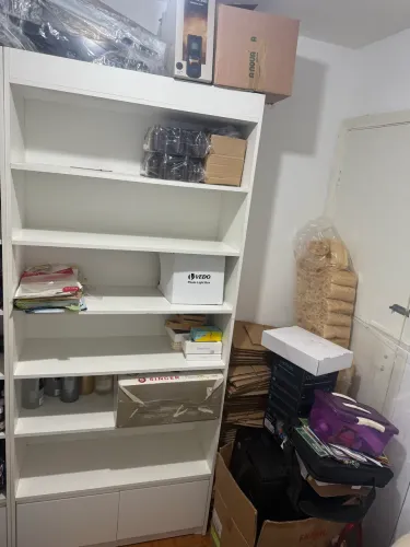 Prateleiras para loja ou estoque  - prateleiras