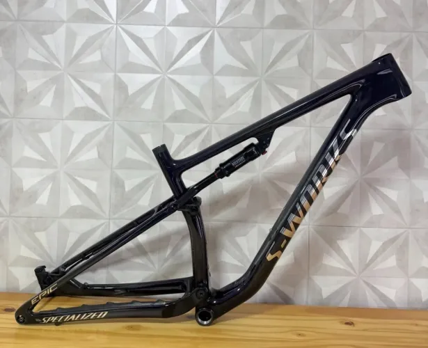 Quadro Sworks epic Race 2024 tam M