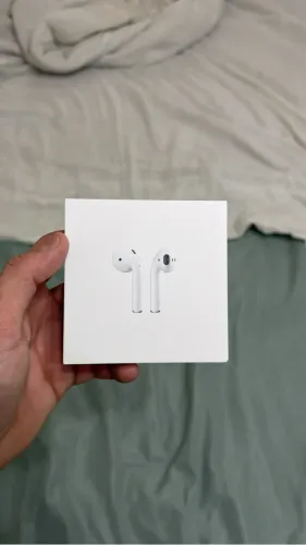 Apple AirPods 2