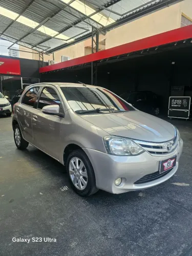 Toyota Etios XLS 1.5 Flex 5P Aut. 2017