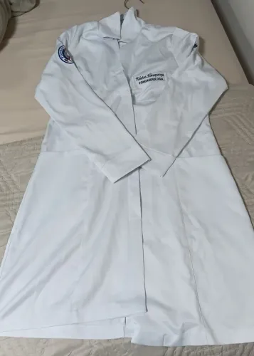 Jaleco branco em gabardine
