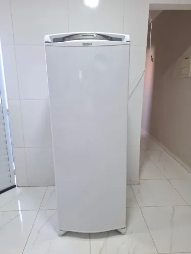 Geladeira Consul Facilite 342L Frost Free Semi Nova