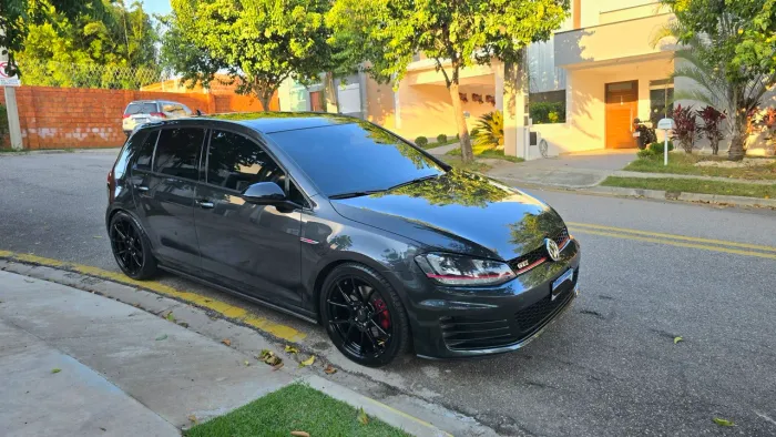 Volkswagen Golf GTI 2.0 TSI 220cv Aut. 2015