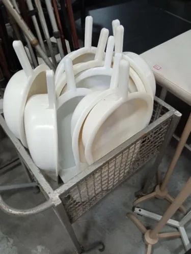  Comadre em plástico R$ 45,00 cada