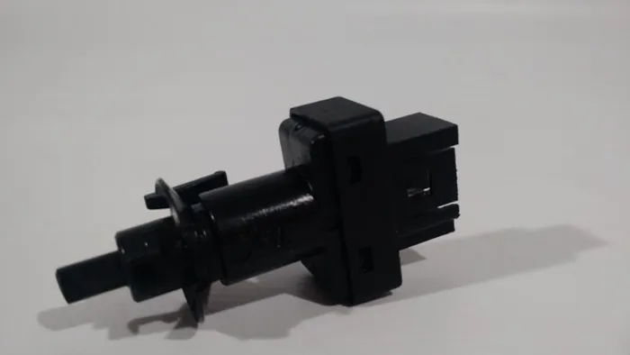 Interruptor Do Pedal De Embreagem Mercedes-benz Classe A160