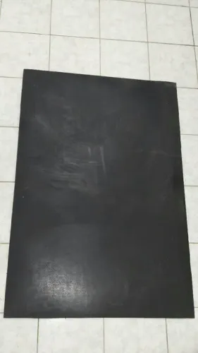 Tapete de borracha para crossfit/musculação 