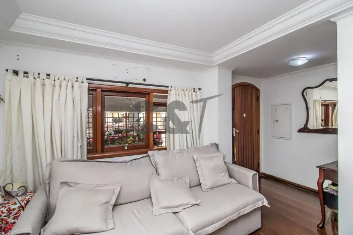 Casa de Vila - 3 Dormitórios (1 Suíte) à Venda no Jardim Hípico - São Paulo/SP.