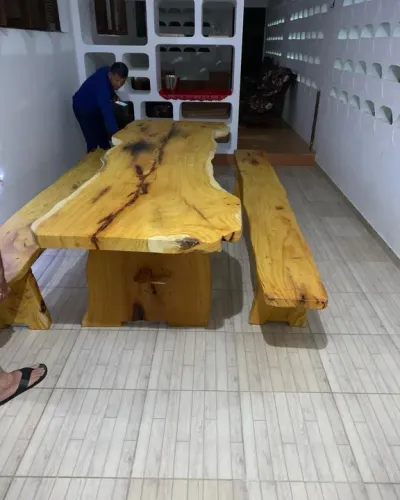 Mesa rústica 