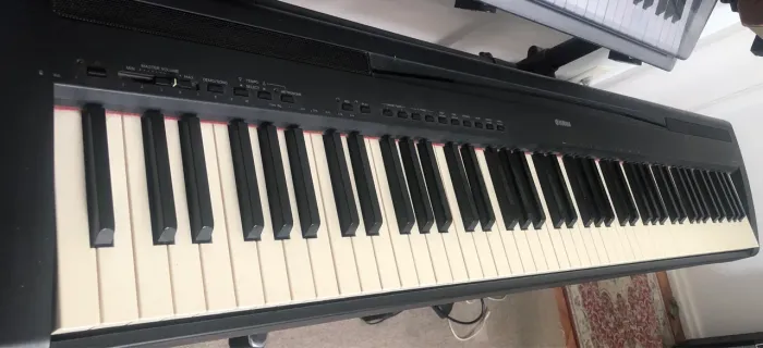 Piano Elétrico Yamaha P-95