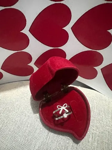 Anel delicado modelo dois em um 