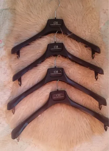 Cabides Carolina Herrera Originais - 4 unidades desapego