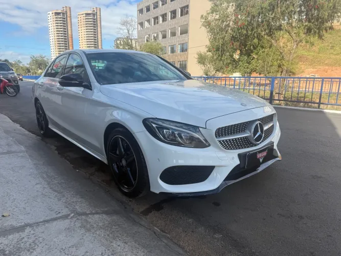 MERCEDES C250 SPORT AUTOMÁTICO 2015