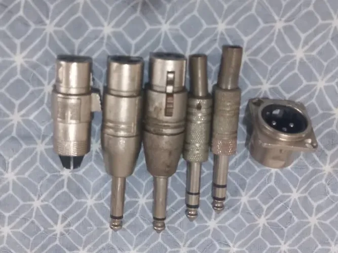 5 plugs canon & p10