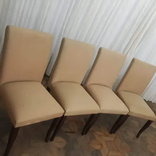 Conjunto de 4 Cadeiras de Jantar Elegantes