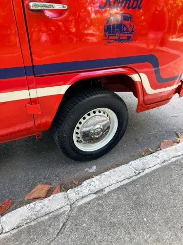 Volkswagen Kombi Standard/ Luxo/ Serie Prata 1990