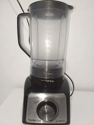 Liquidificador Turbo Mondial 1000W (vazamento no copo)