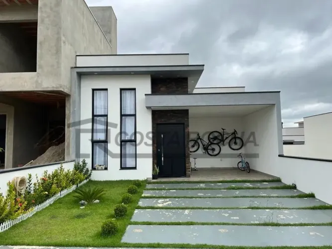 Casa à venda, 107 m² por R$ 820.000,00 - Condomínio Jardim Guarujá - Salto/SP