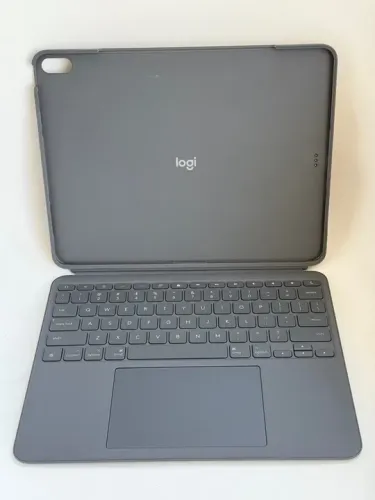 Teclado Logitech Slim para iPad Air 13 polegadas M2 2024